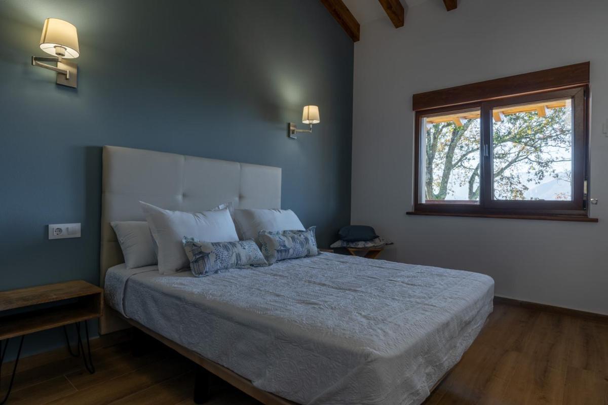 Apartamentos Montes Vindios Onís Exteriér fotografie