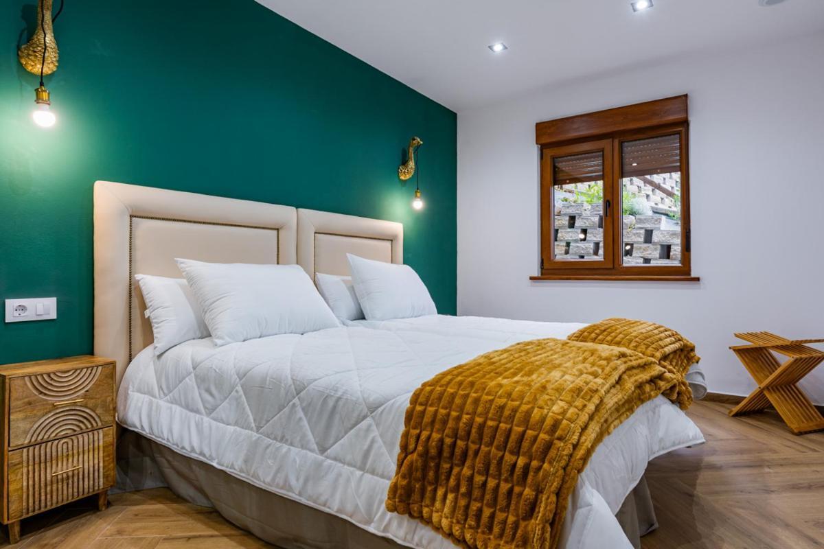 Apartamentos Montes Vindios Onís Exteriér fotografie