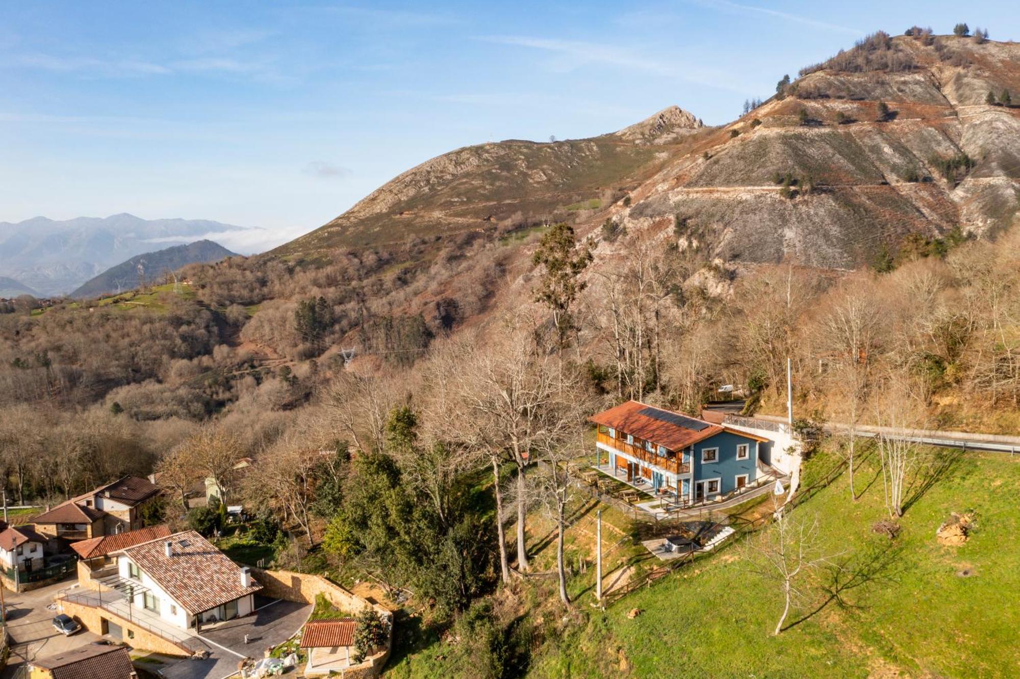 Apartamentos Montes Vindios Onís Exteriér fotografie