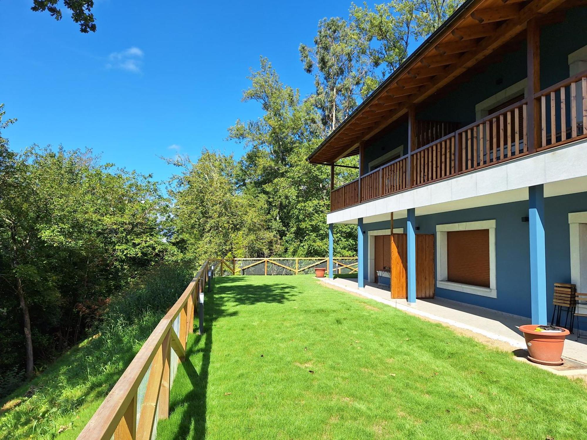 Apartamentos Montes Vindios Onís Exteriér fotografie